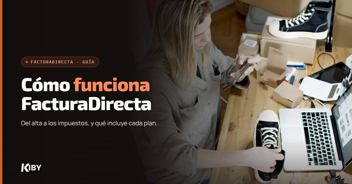 Emprendedora preparando pedidos con el móvil y el portátil, con el título Cómo funciona FacturaDirecta
