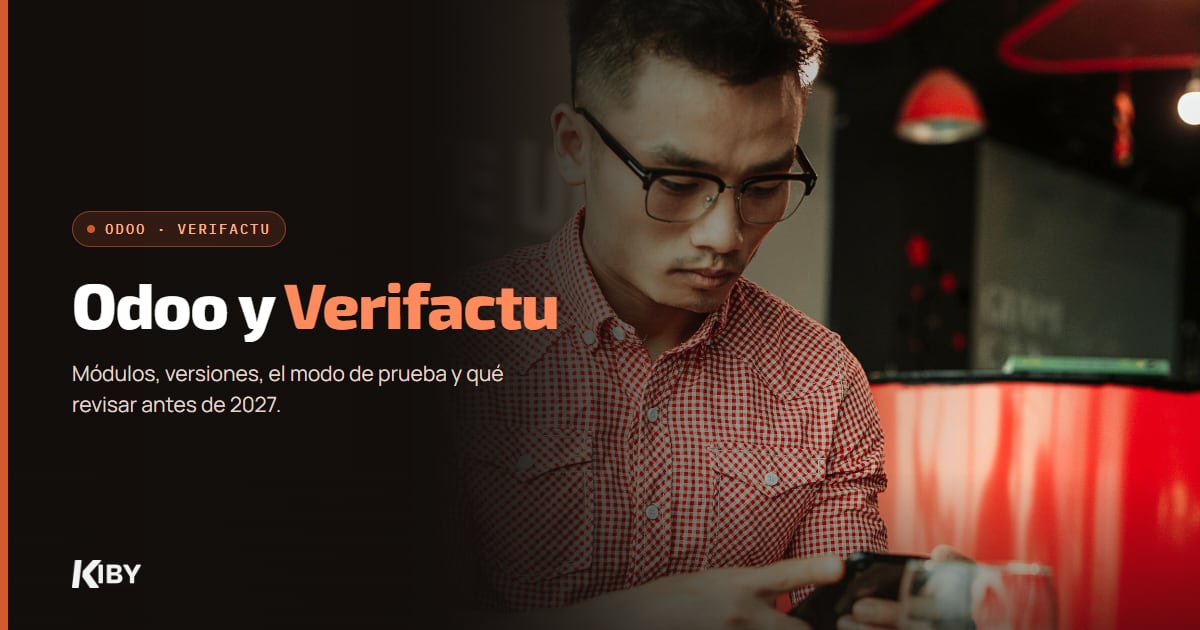 Dueño de un comercio consultando el móvil en el mostrador, con el título Odoo y Verifactu