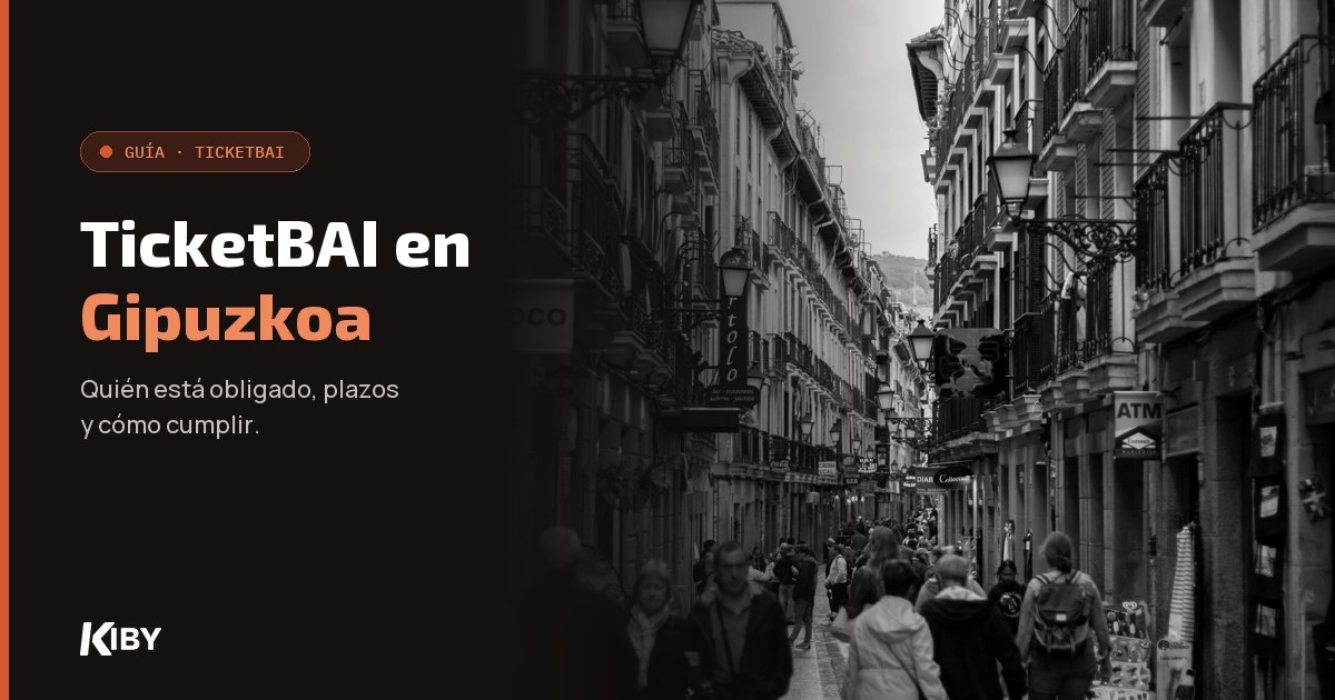 Calle comercial del casco viejo de San Sebastián con gente paseando, con el título «TicketBAI en Gipuzkoa»