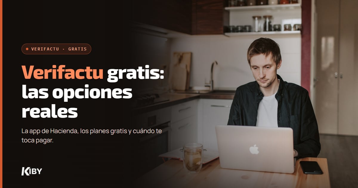 Autónomo trabajando con su portátil en la cocina, con el título Verifactu gratis: las opciones reales
